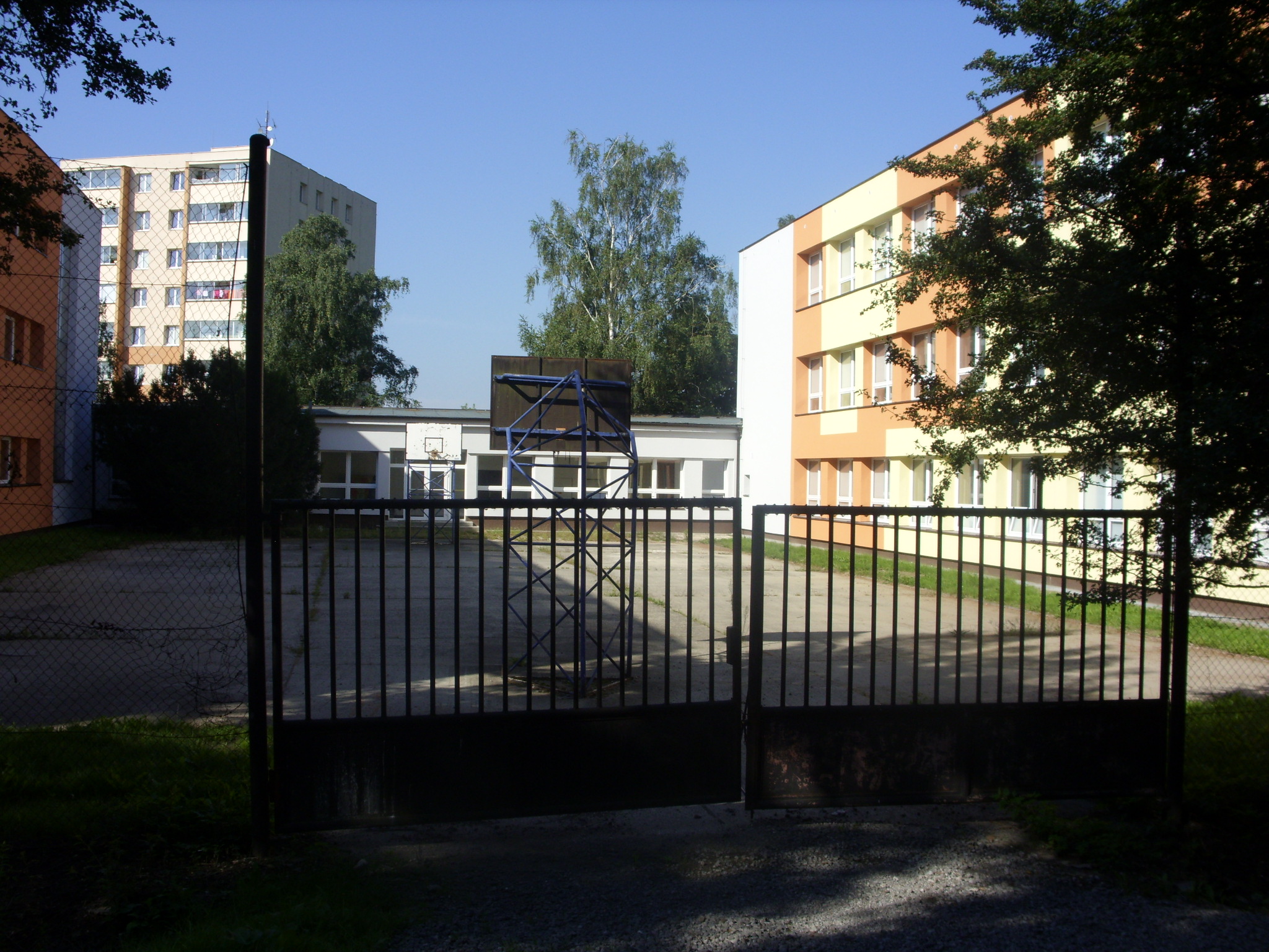 Energetické úspory v Obchodní akademii a vyšší odborné škole sociální v Ostravě