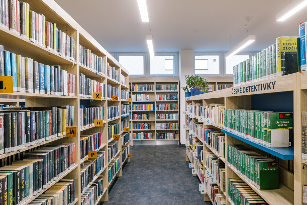 Revitalizace interiérů a inovace technického vybavení poboček Knihovny Jiřího Mahena v Brně