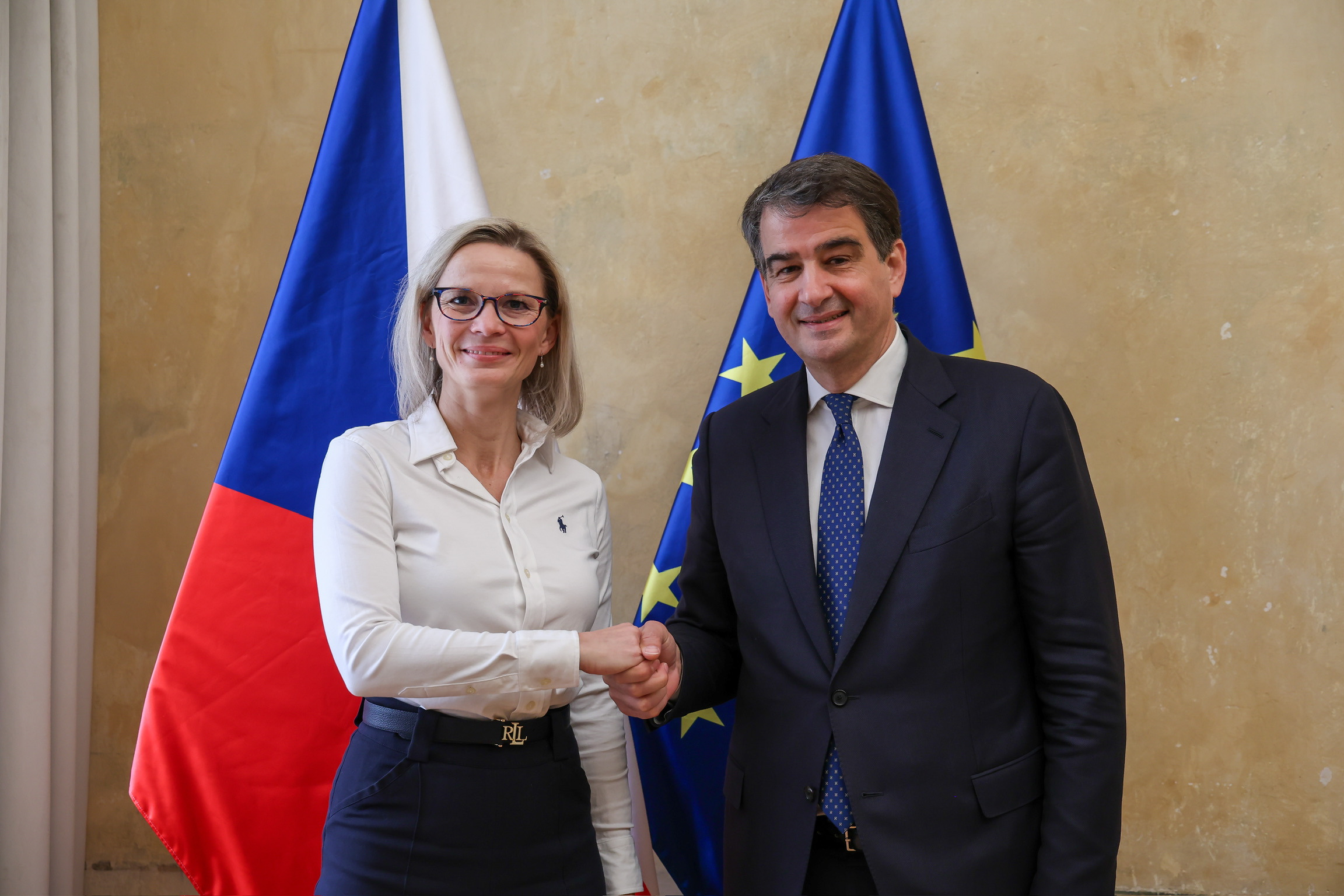 Jak nejlépe využít evropské peníze po roce 2027? Ministryně pro místní rozvoj Zuzana Mrázová probral
