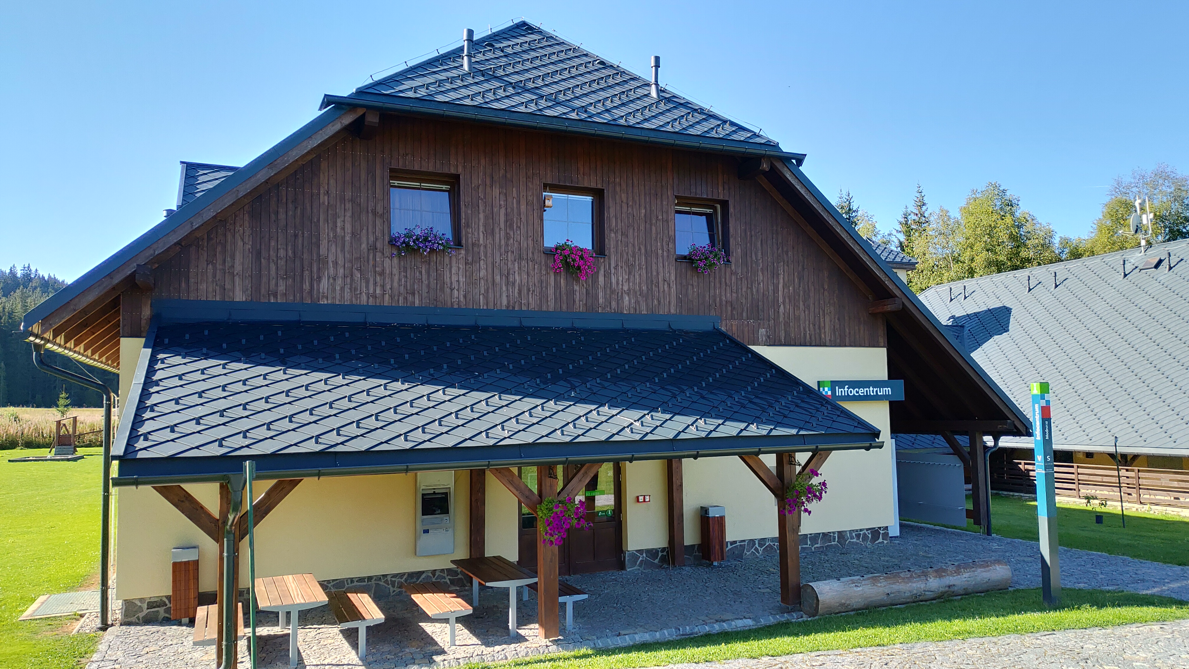 MMR: Děti potkají legendární Čtyřlístek, dospělí si dají do těla. Češi a Bavoři společně vybudovali stovky kilometrů turistických tras