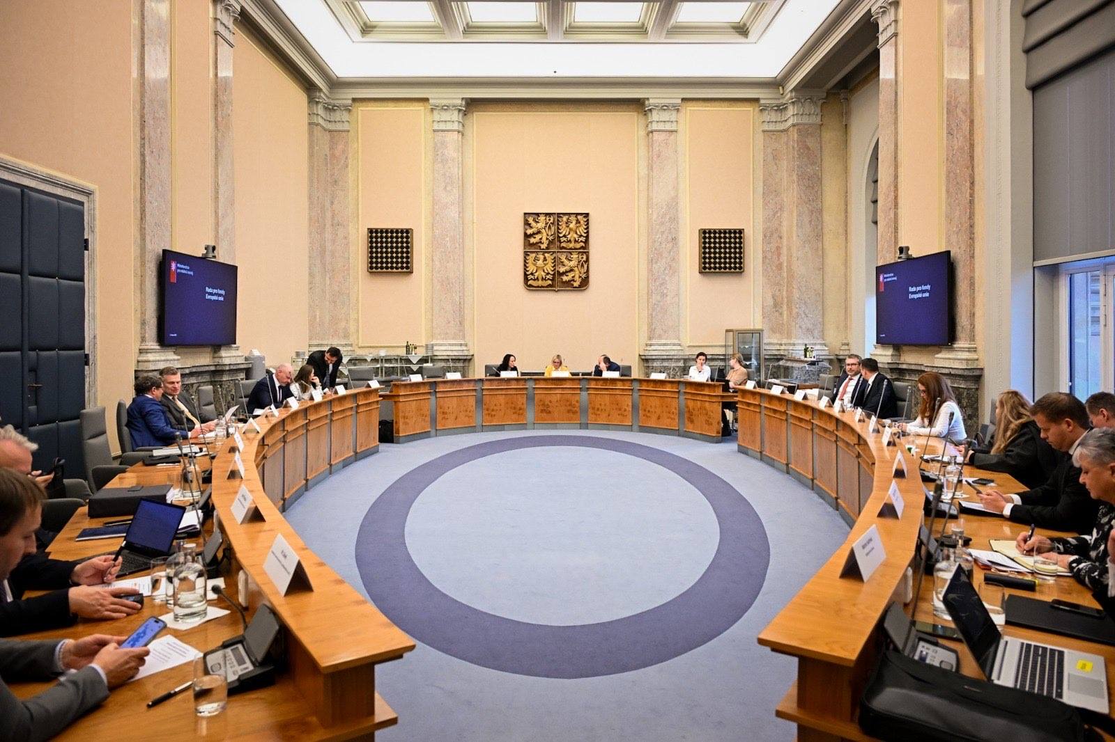 Ministři projednali stav čerpání fondů EU a potřebné změny v jejich zaměření po roce 2027 