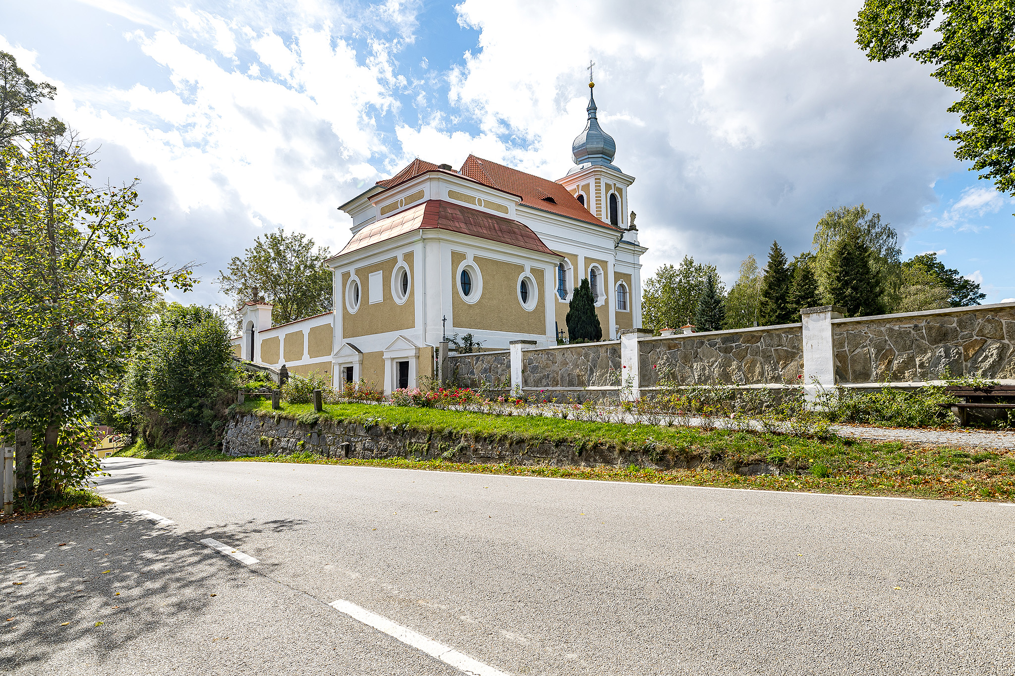 Obnova kostela sv. Jana Křtitele v Paštikách za účelem jeho zpřístupnění návštěvníkům