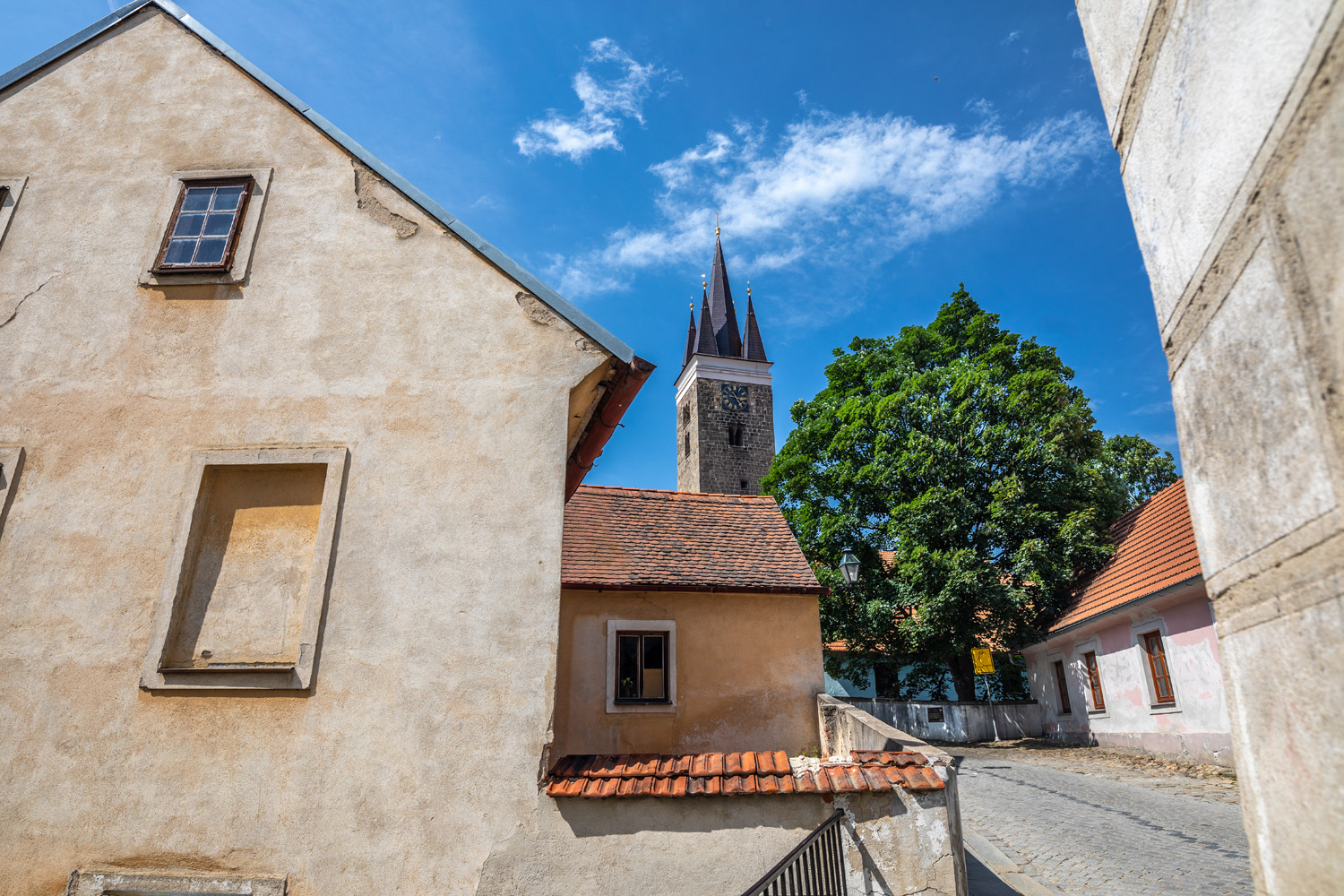 Rekonstrukce střechy a krovu věže Sv. Ducha v Telči