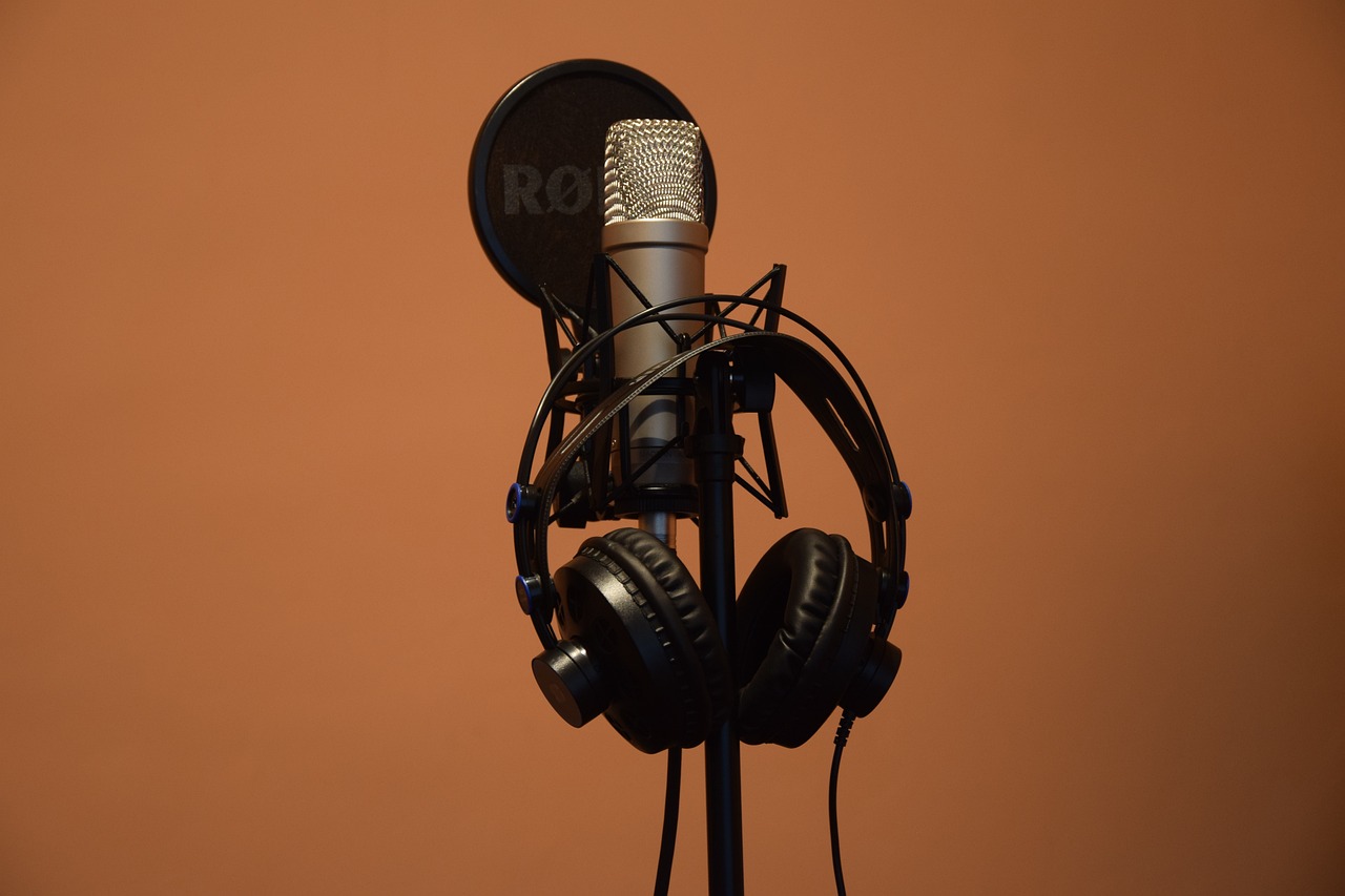 Poslechněte si podcast k programu Horizont Evropa, první díl podcastů k přímo řízeným programům 