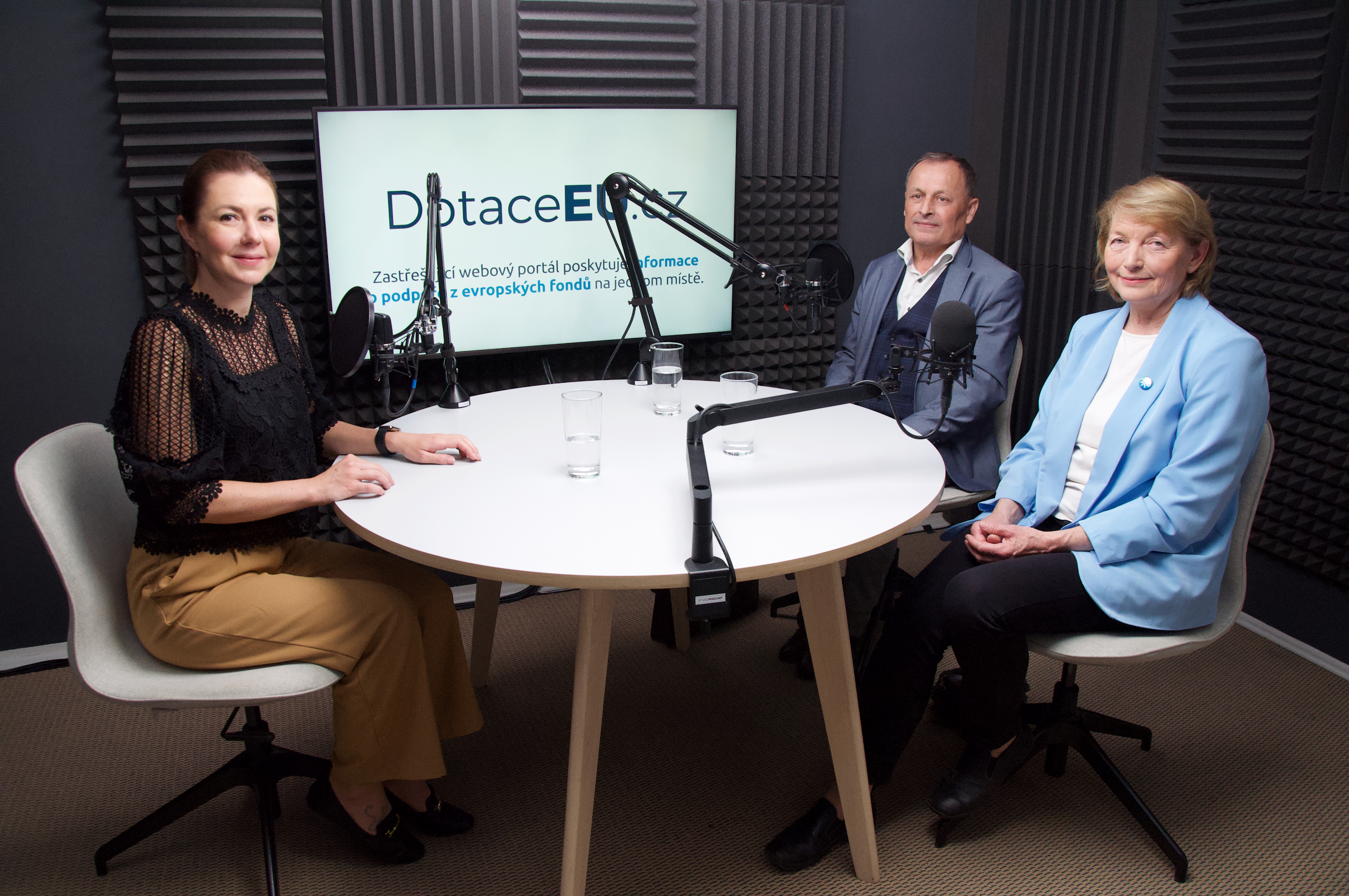 75. díl: Z trosek k Modré pečeti: Jak obnova budyňské synagogy a projekt Cestami proměn učí Čechy hrdosti