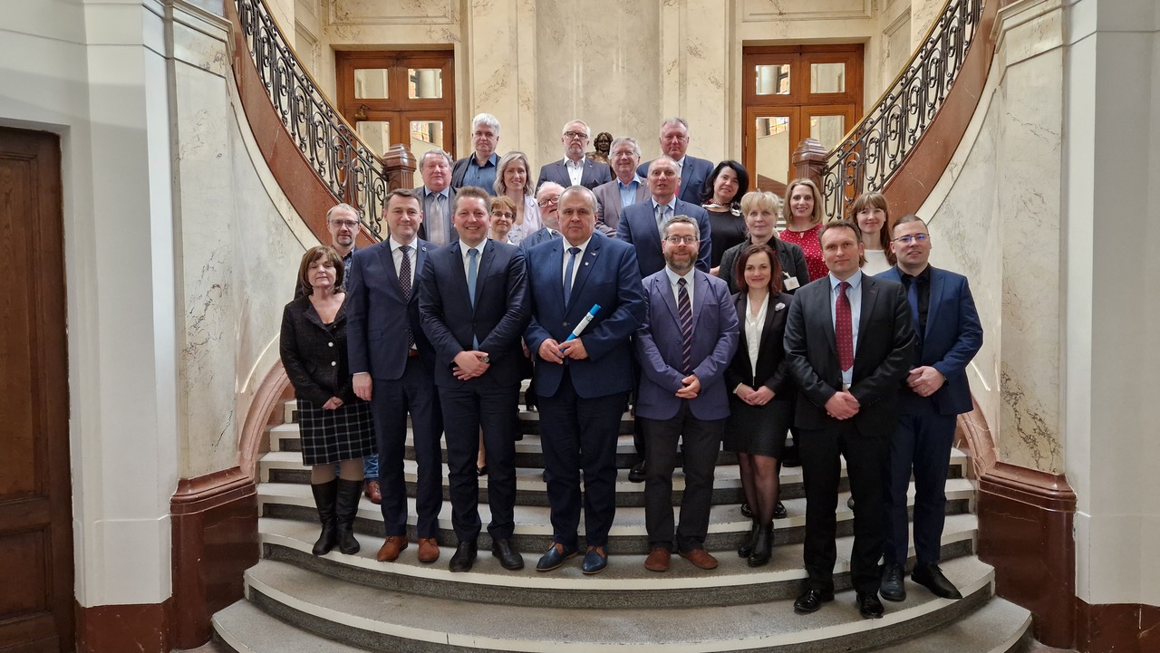 Vznikla Asociace euroregionů České republiky. Zaměří se na problémy a příležitosti příhraničních oblastí