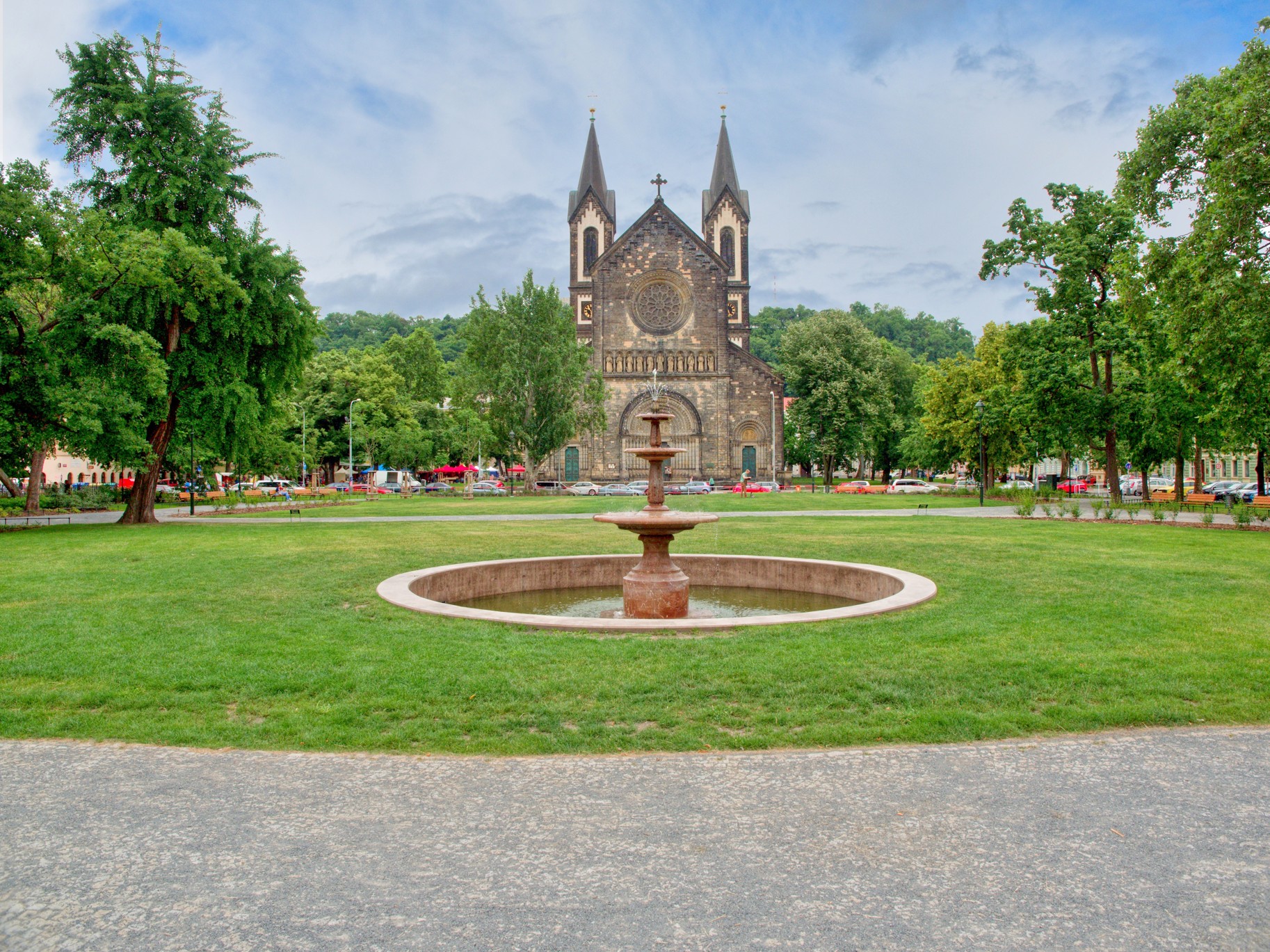 Revitalizace Karlínského náměstí