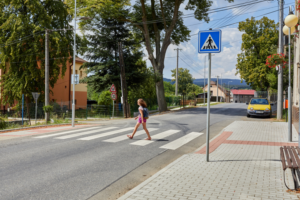 Zvýšení bezpečnosti chodců v obci Obecnice 